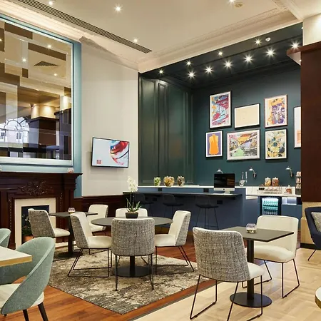 Marriott Szálloda 4*