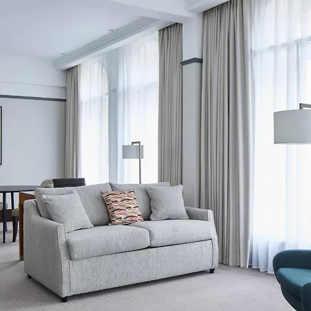 Marriott Szálloda 4*