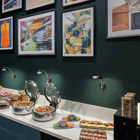 Marriott Szálloda 4*