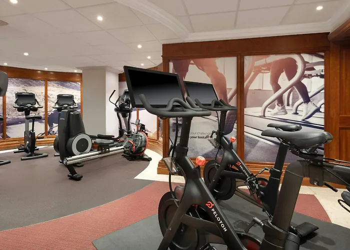 万豪利兹度假酒店