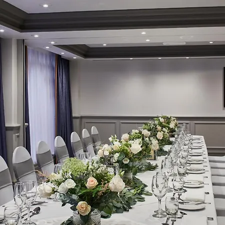 万豪利兹度假酒店 4*