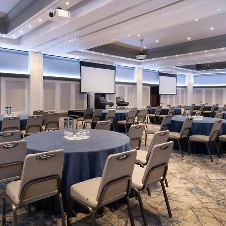 万豪利兹度假酒店