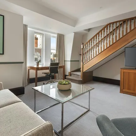 酒店 万豪利兹度假酒店 4*